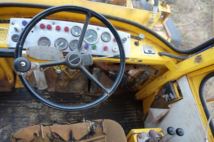 631199-19 Volvo LM 1240