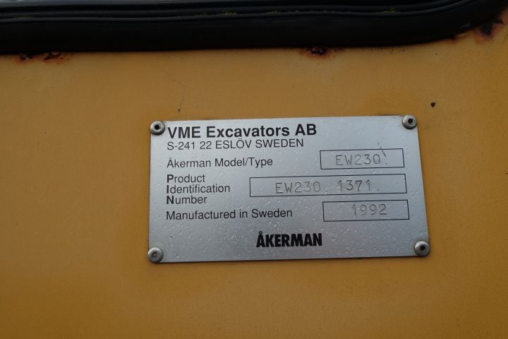 631202-16 Excavator Åkerman