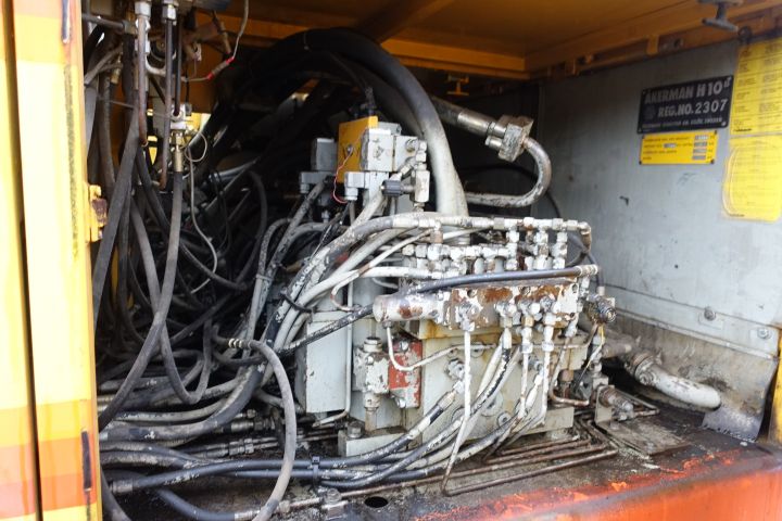 631206-20 excavator Åkerman H10B