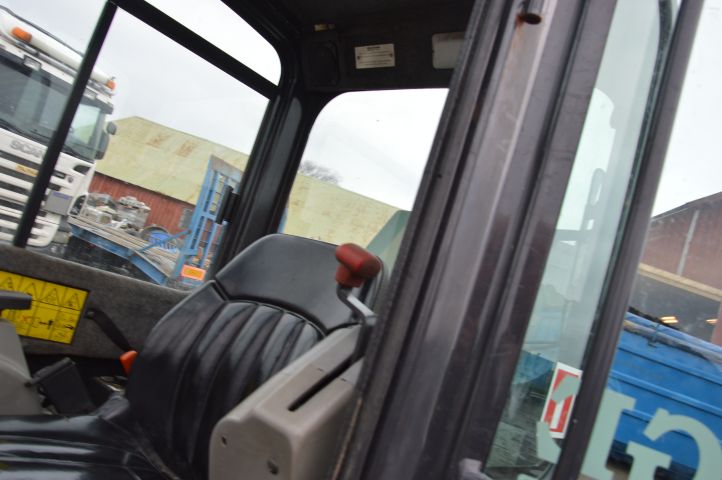 631239-14 Crawler excavator Bobcat 323