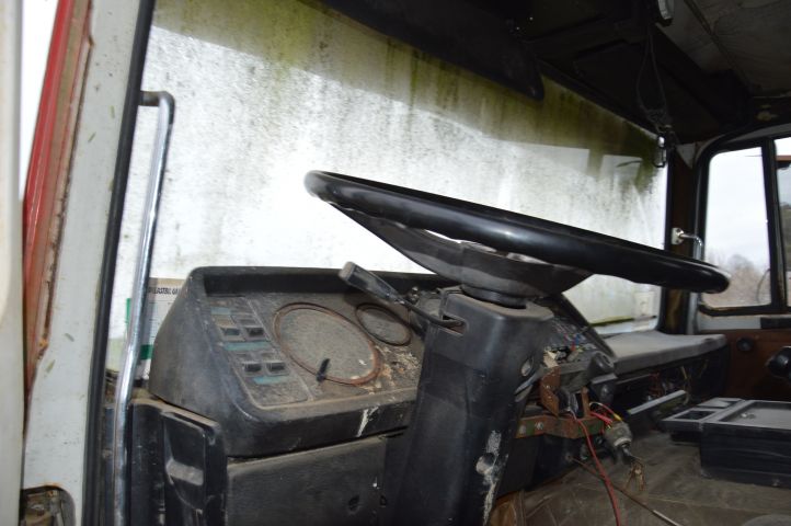 631256-10 Tractor - SCANIA LBS111 REMOVAL BI (ERR 477) - 1978
