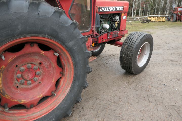 632255-11 Volvo BM650- 1980