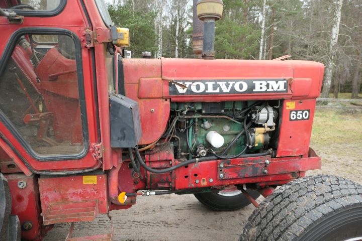 632255-12 Volvo BM650- 1980