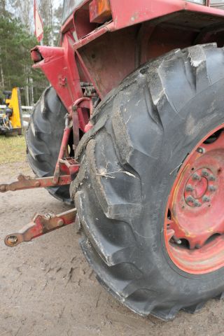 632255-22 Volvo BM650- 1980