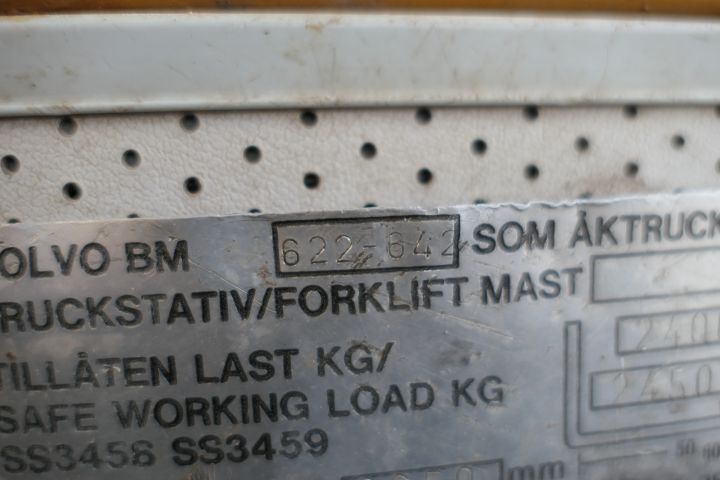 632256-22 Volvo Lm 642 -1984