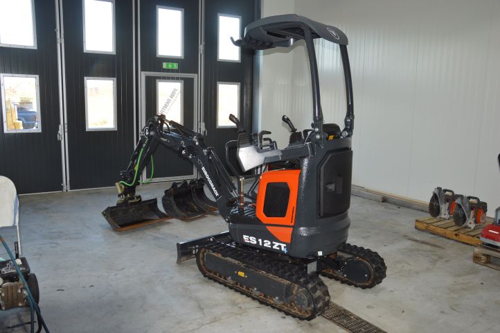 632407-4 Crawler excavator Eurocomach ES 12 ZT (10h) + 3 buckets - 2018