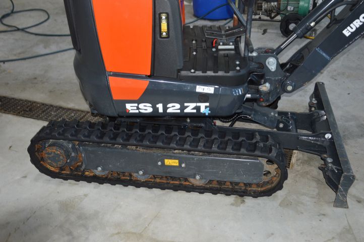 632407-15 Crawler excavator Eurocomach ES 12 ZT (10h) + 3 buckets - 2018