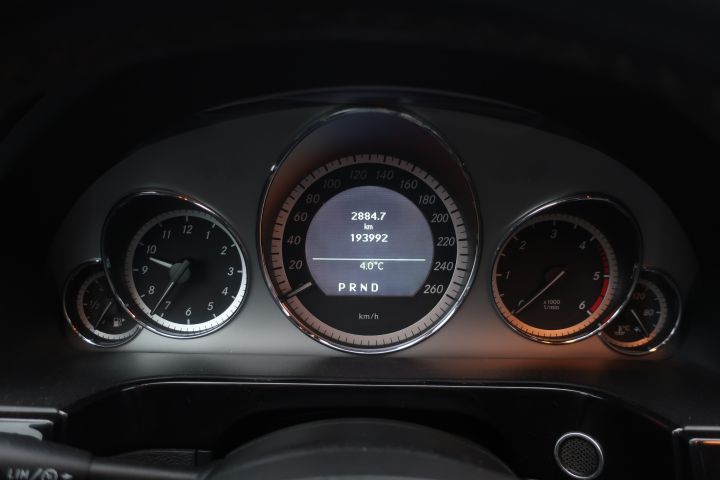 627985-48 Mercedes-Benz E 220 CDI BlueEFFICIENCY 5G-Tronic, 170hp, AMG package - 2010