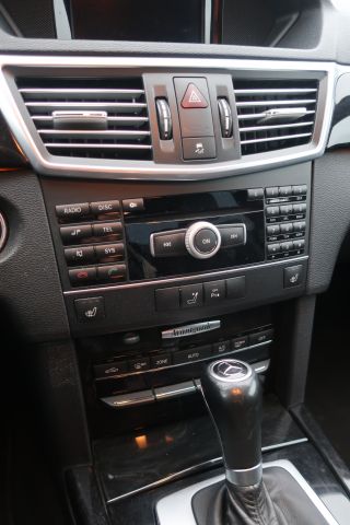 627985-49 Mercedes-Benz E 220 CDI BlueEFFICIENCY 5G-Tronic, 170hp, AMG package - 2010