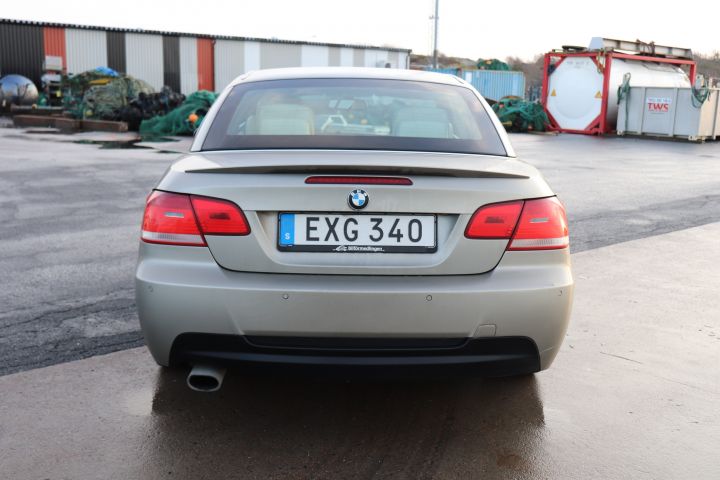 554970-4 BMW 320i Convertible Automatic, 170hp -08