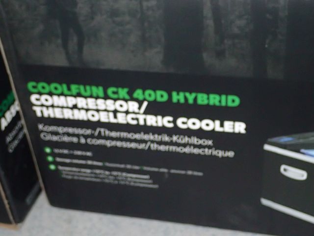 617915-2 Refrigerator Dometic Coolfun CK 400 hybrid