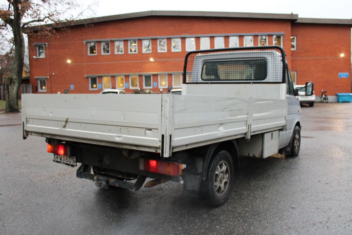 633586-7 Volkswagen LT35 -06 Flak Reg.no: XTW609
