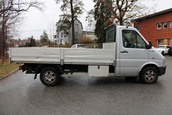 633586-8 Volkswagen LT35 -06 Flak Reg.no: XTW609