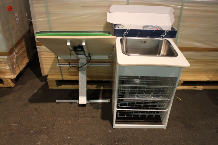 627041-3 Tvättbänk, elektriskt höj och sänkbart skötbord Jeltec, Ny