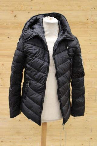 634125-1 1 st ladies jacket Project Foce Singleseason Stl 44