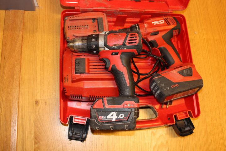 616291-3 Hilit & Milwaukee screwdriver with charger
