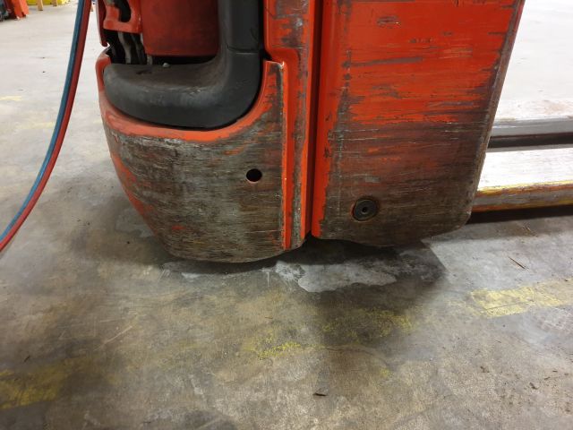 600091-5 Electric pallet carrier Linde T18 2005 repair object