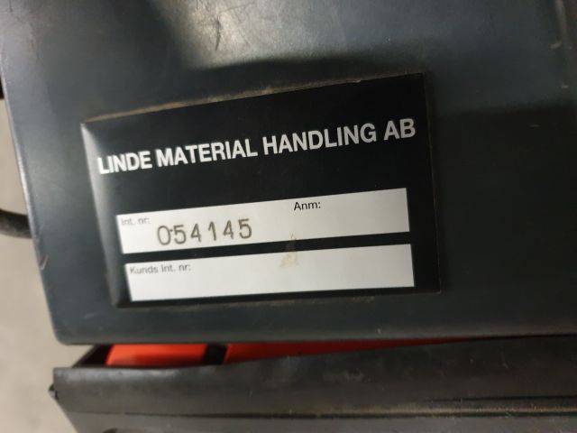 600091-7 Electric pallet carrier Linde T18 2005 repair object