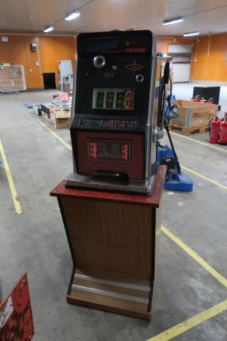 627992-11 Slot Bandit, Ascot 88