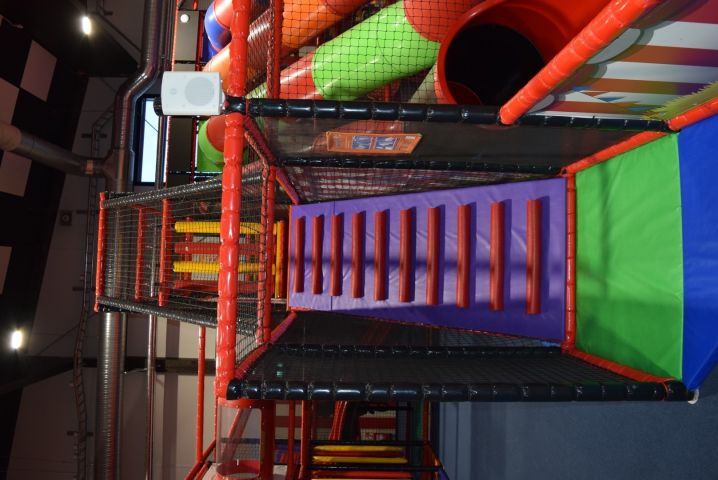 636157-14 Complete play area approx 23 x 10 meters (SPI) - 2019