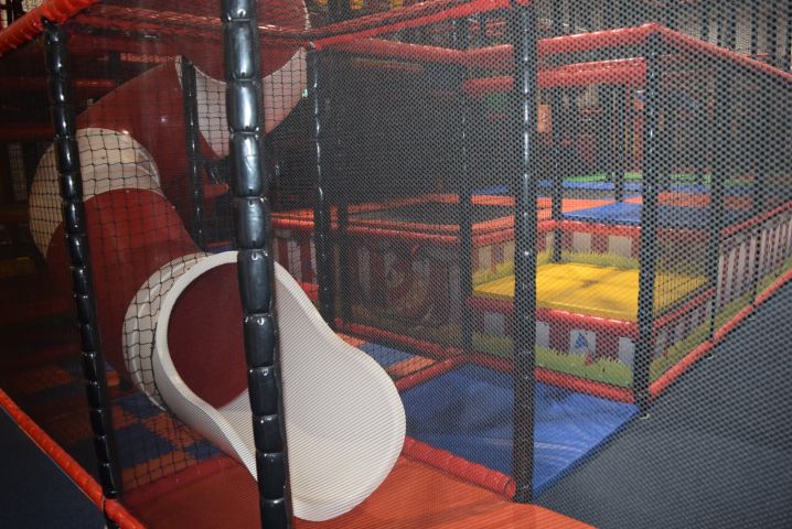 636157-44 Complete play area approx 23 x 10 meters (SPI) - 2019