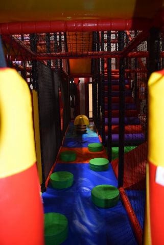 636157-48 Complete play area approx 23 x 10 meters (SPI) - 2019