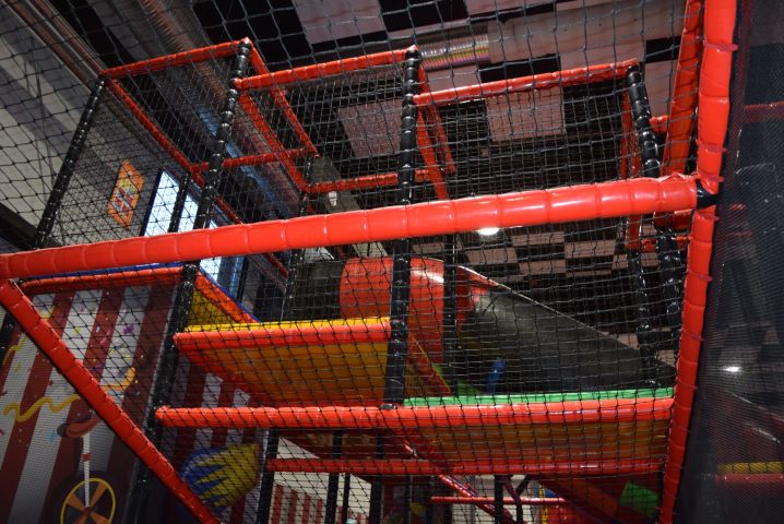 636157-62 Complete play area approx 23 x 10 meters (SPI) - 2019