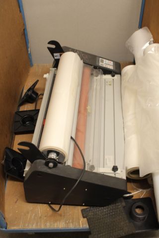 635536-2 Large format laminator GSS DH-650 with stand and trolley