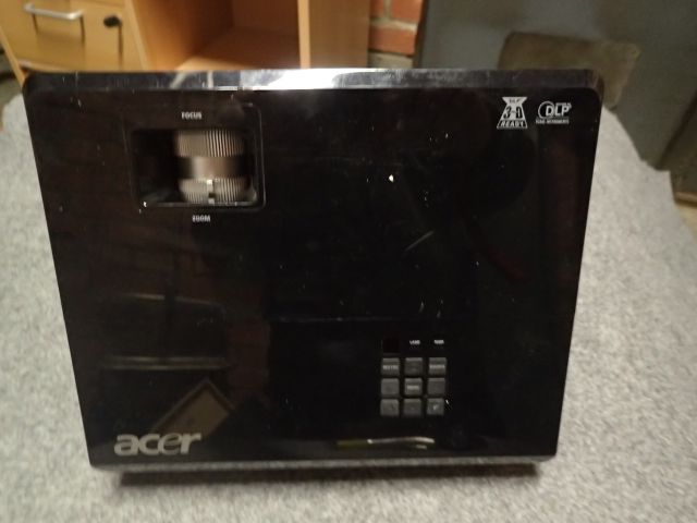 527635-2 Projector Acer X1210K.