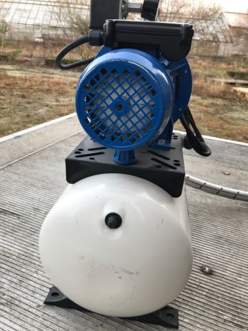 634453-7 Ny vattenpump till Spa
