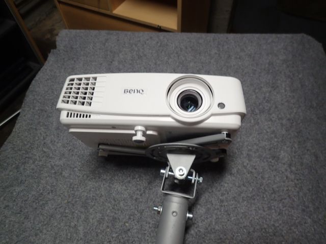 527628-1 Projector BENQ MW 529.