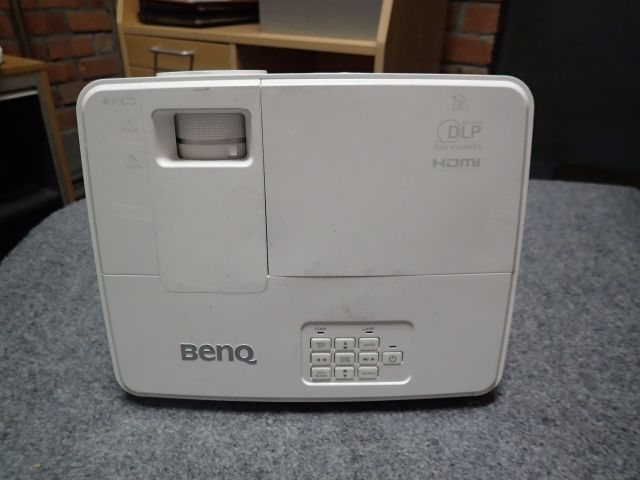 527628-2 Projector BENQ MW 529.