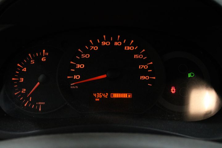 637121-34 Renault Kangoo Passenger 1.6 (106hp, 4360 miles) -10