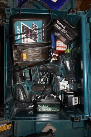 612737-12 Batteridrivna verktyg 18V Makita, 8st