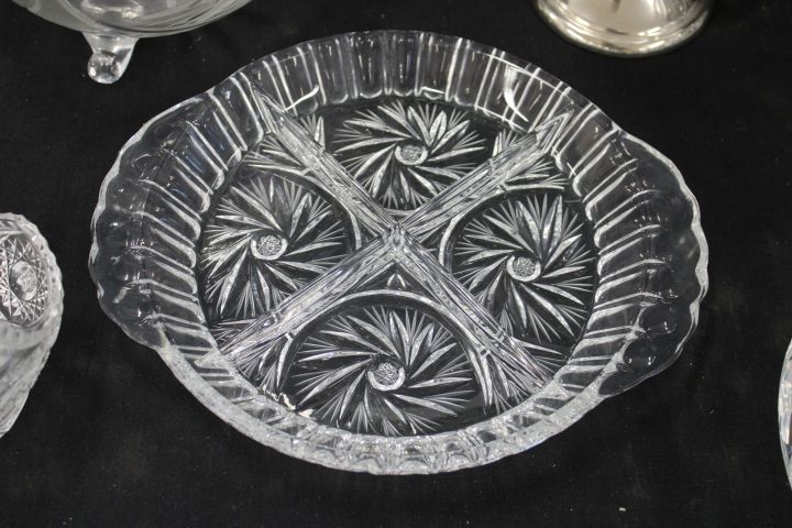 627063-3 Glass / Crystal Bowls, candlesticks, glass etc.