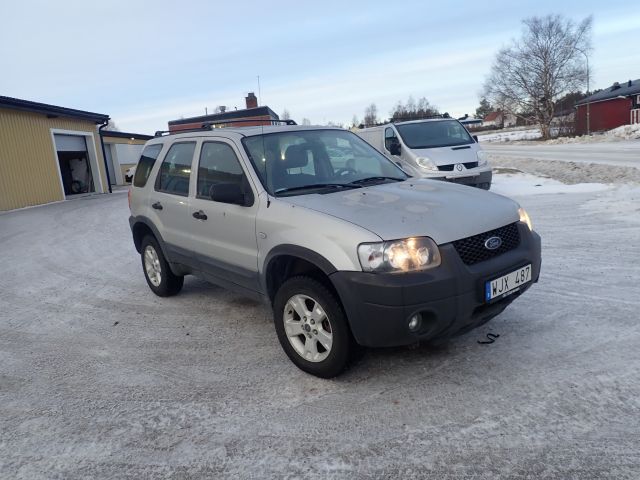 636289-3 Ford Maverick 3.0 V6 -04 WJX487