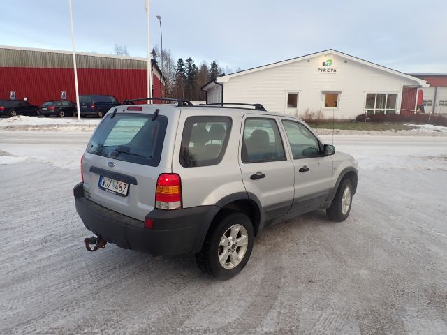 636289-5 Ford Maverick 3.0 V6 -04 WJX487
