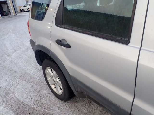 636289-16 Ford Maverick 3.0 V6 -04 WJX487