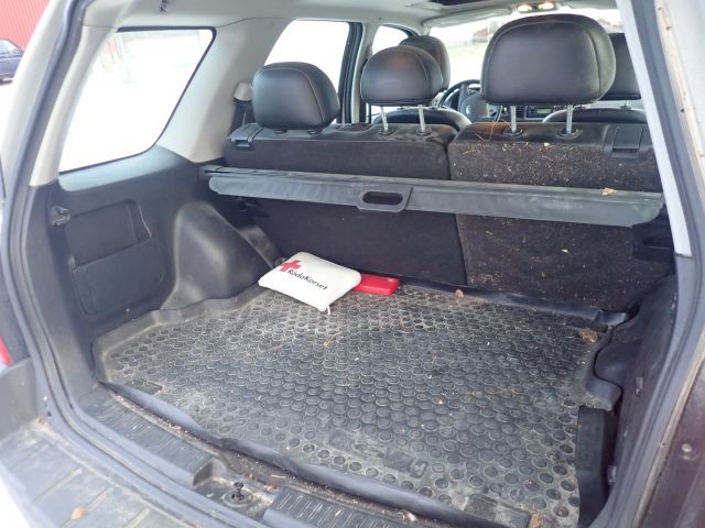 636289-22 Ford Maverick 3.0 V6 -04 WJX487