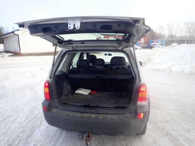 636289-23 Ford Maverick 3.0 V6 -04 WJX487