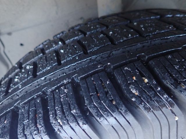 636289-27 Ford Maverick 3.0 V6 -04 WJX487