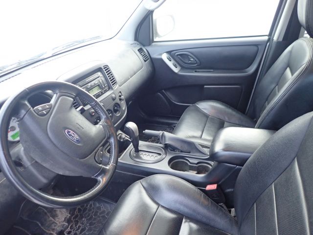 636289-41 Ford Maverick 3.0 V6 -04 WJX487