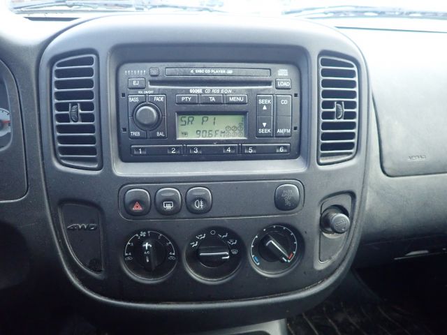 636289-44 Ford Maverick 3.0 V6 -04 WJX487