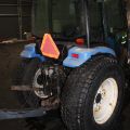 637300-6 Compact tractor New Holland TC45D 4WD -05 XKE067