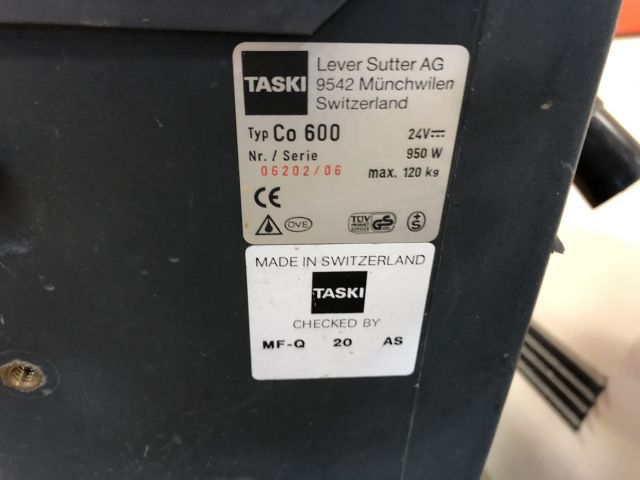 637253-9 2 pcs Taski Combimat 600