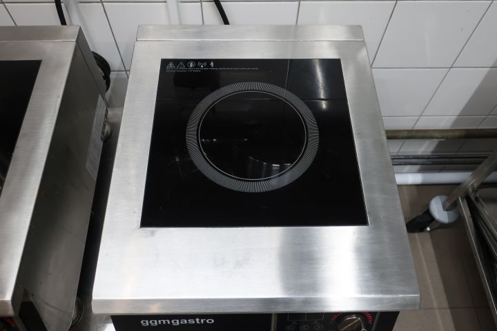 628155-7 Induction cooker, ggm gastro, IDS6