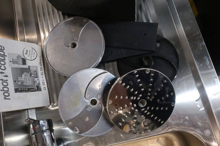 628172-6 Vegetable cutter, Robot Coupe CL50, including knives