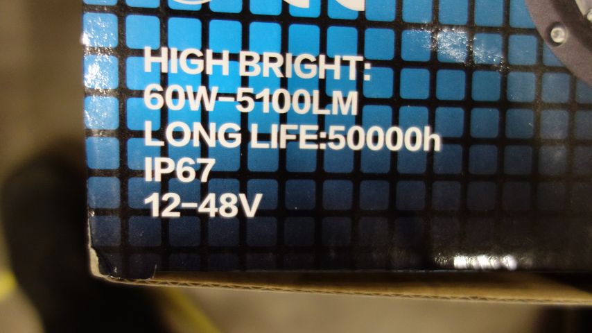 637552-3 2 extra lights LED 60W - Free shipping