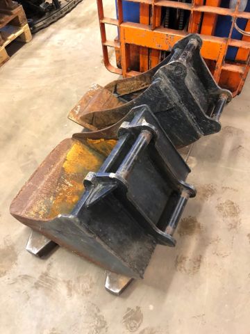 638429-26 Mini excavator Case CX31B -07