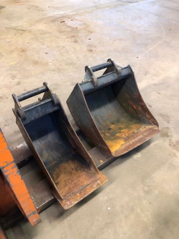 638429-27 Mini excavator Case CX31B -07